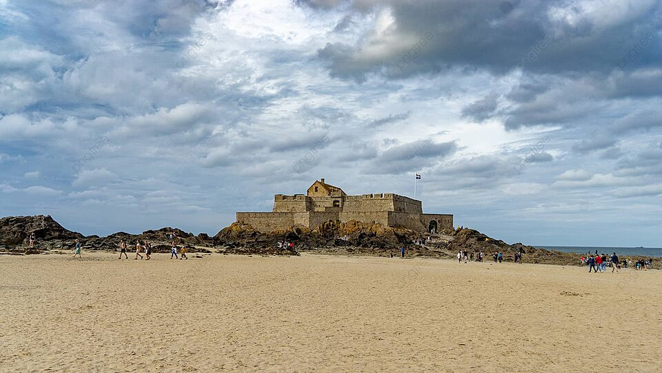 Exploring San Malo At Low Tide A Mustsee On Your Travel Itinerary Photo Background And Picture