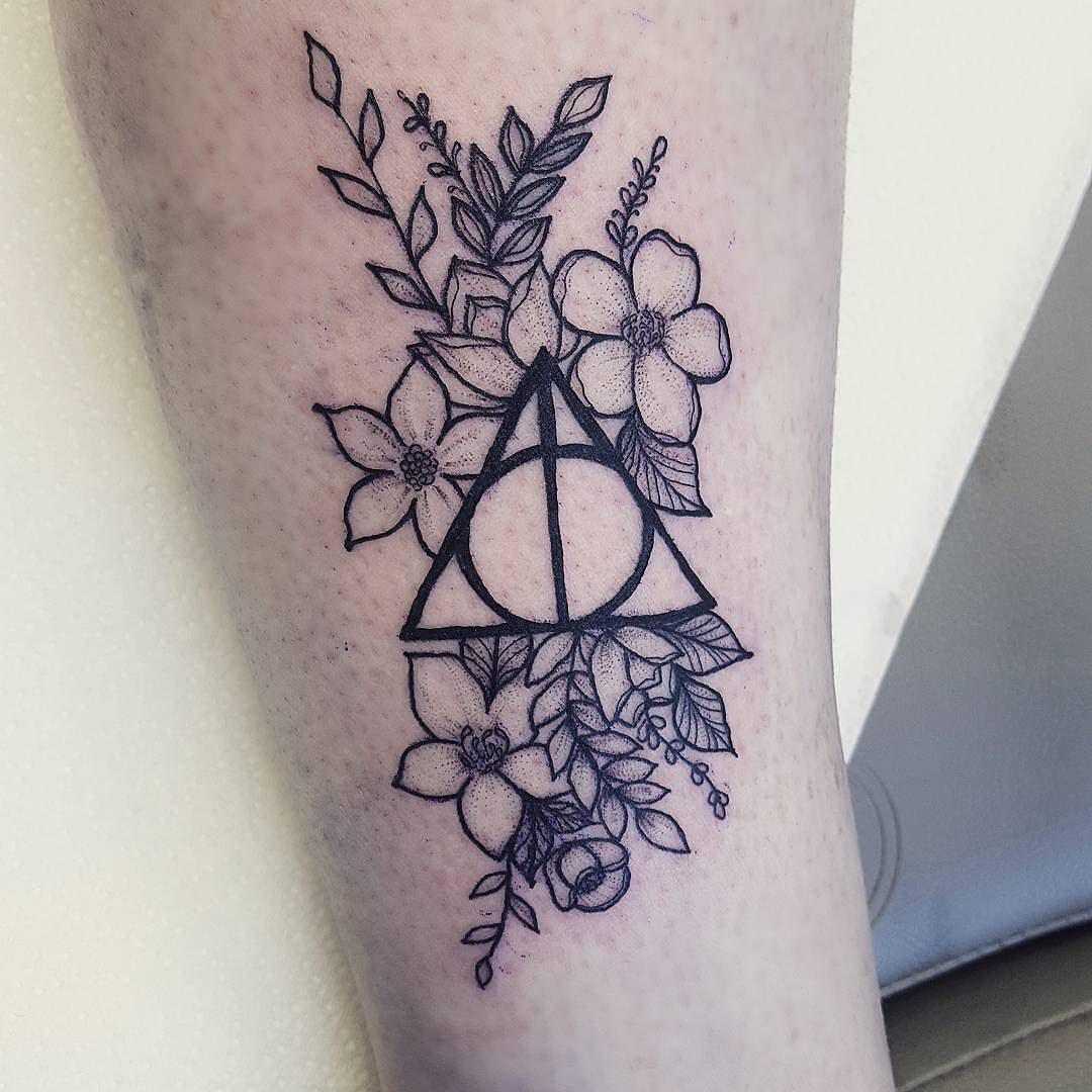 Share More Than 76 Feminine Deathly Hallows Tattoo Latest In Cdgdbentre