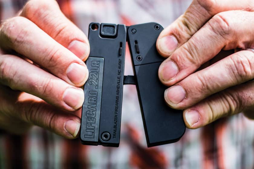 This Mini Pistol Folds To Become A Credit Card